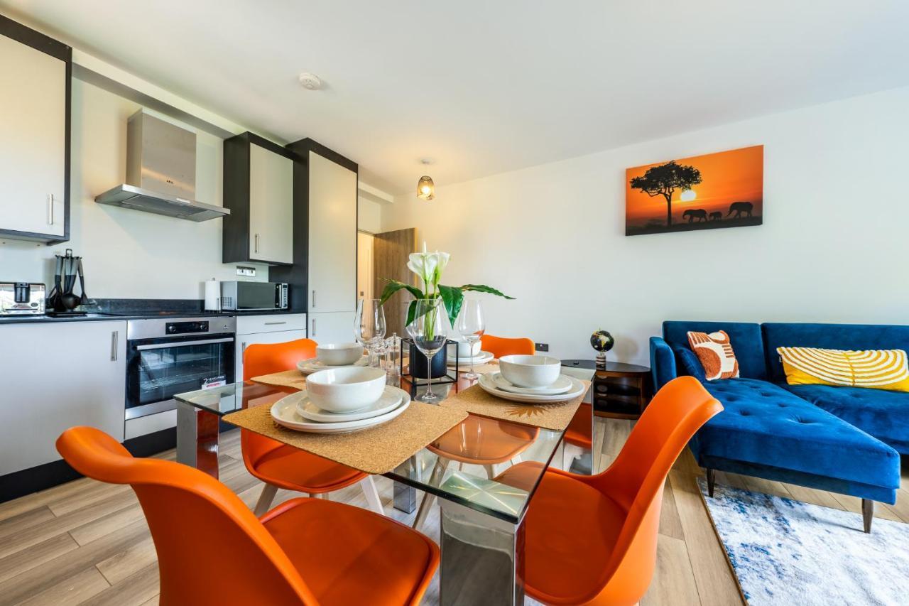 Ashview 8 - Heathrow - Business - Free Parking Leilighet Staines-upon-Thames Eksteriør bilde